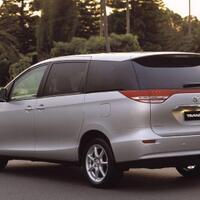 yang-punya-toyota-estima-previa-tarago-mobil-yang-agak-langkangumpul-disini-yuk