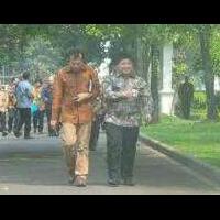 kepada-ekonom-jokowi-nyatakan-akan-rombak-tim-ekonomi