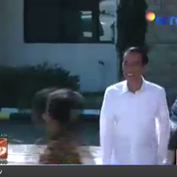 rerror-helikopter-jokowi-sapu-dan-hancurkan-atap-rumah-warga