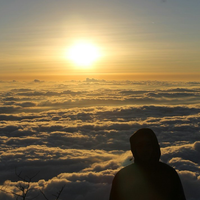 11-gunung-di-indonesia-dengan-pemandangan-sunrise-terindah