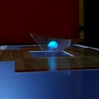 ayo-kreatif--smartphone-to-the-next-level--pyramid-hologram--keren-gan