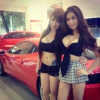 full-mulus-alamak-ini-deretan-spg-cantik-dan-seksi-di-iims-2015