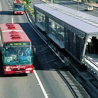 inilah-tampak-jalur-melayang-khusus-brt-di-negara-tiongkok-dan-malaysia