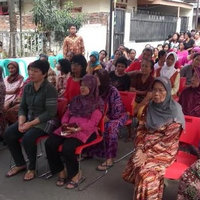 foto-presiden-jokowi-kembali-blusukan-di-kampung-kampung-di-jakarta