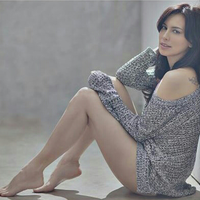 wow-foto-sophia-latjuba-pamer-paha-mulusnya-intip-di-sini