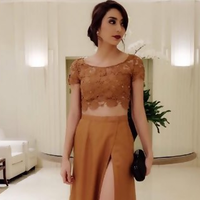 hot-foto--tyas-mirasih-pamer-paha-mulusnya