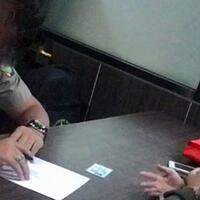 money-talking-laporkan-kasus-penipuan-online-pasangan-ini-dicueki-polisi-di-bogor