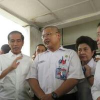 saat-puan-minta-maaf-ke-jokowi-karena-telat-tiba-di-sumsel