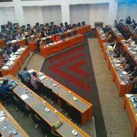 rapat-hingga-pagi-buta-banggar-dpr-setujui-apbn-jokowi-rp-2095-t