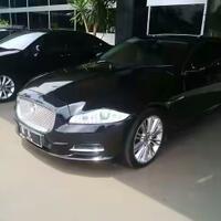 ada-jaguar-ri-6-parkir-di-gedung-dpr-novanto-ganti-mobil-dinas