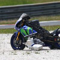 inilah-tragedi-pertama-yang-di-alami-lorenzo-paska-pakai-ban-mielilin-eh-michelin