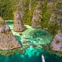 trip-raja-ampat-rajaampat-trip-traveling-group