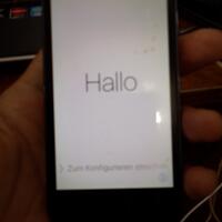 63743-apple-iphone-lounge-63743