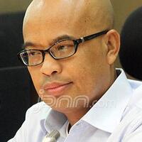 dpr-apa-hebatnya-busyro-dan-johan-budi