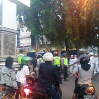live-report-laskar-fpi-dihadang-polisi-di-purwakarta