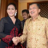 gawat-rieke-curiga-jk-ingin-gulingkan-jokowi