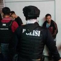 preman-bersenjata-air-kencing-dibekuk-di-depok