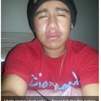 selfie-sambil-nangis-tren-baru-anak-jaman-sekarang