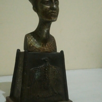 ratu-nefertiti-sang-ratu-keabadian