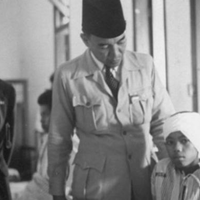 ketika-bung-karno-utang-duit-ke-ajudan