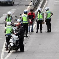 jangan-sekali-kali-kabur-dari-razia-gan-kalau-nggak-mau-kejadian-kayak-gini
