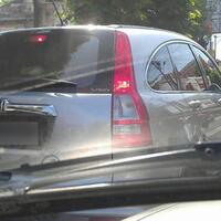 terlalu-pengemudi-crv-berpelat-b-ini-arogan-terhadap-warga-yogya