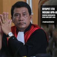 kumpulan-meme-pak-hakim-ilmu-kelirumologi