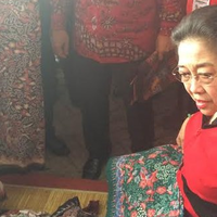 emejing-menteri-amran-traktir-megawati--susi-kain-batik-total-rp-95-juta