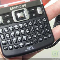 poll--pilih-hp-qwerty---touch-screen---keypad-biasa