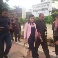 jessica-aku-dijemput-paksa-tengah-malam-dan-dikata-katain-oleh-polisi-tidak-berserag