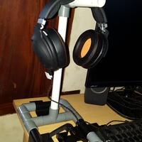 diy-headset-stand-dari-pipa-pvc