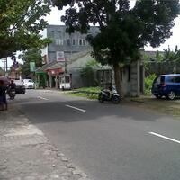 tanah-tepi-aspal-utara-terminal-condong-catur-yogyakarta