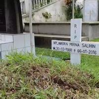 in-memoriam---makam-mirna-belum-dikunjungi-keluarga-ini-kondisinya