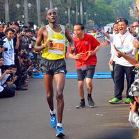 beralan-kaki-saat-cfd-di-solo-banyak-yang-panggil-pak-jokowi-pak-jokowi