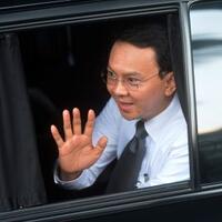 ahok-warga-jakarta-bisa-minta-fogging-melalui-qlue