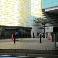 hari-ini-polisi-kembali-rekonstruksi-kasus-kematian-mirna-di-kafe-olivier