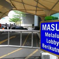 reka-ulang-kasus-mirna-polisi-tutup-lobi-barat-grand-indonesia