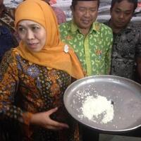 mensos-minta-pemda-percepat-distribusi-beras-rastra