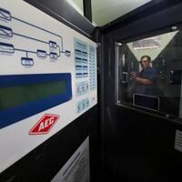 tersangka-korupsi-ups-bertambah