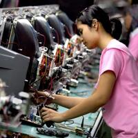 ratusan-karyawan-di-banten-kena-phk