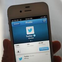 tawaran-10-ribu-karakter-dan-protes-riptwitter