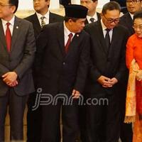 megawati-hadiri-pelantikan-7-kada-di-istana-negara