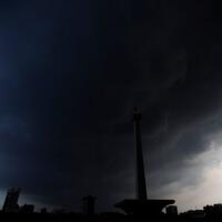 bmkg-waspada-hujan-lebat