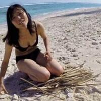 gadis-ini-hidup-sendiri-di-pulau-kosong-indonesia-selama-19-hari