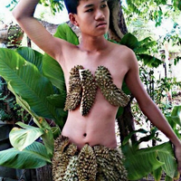 5-musisi-berpenampilan-aneh-di-grammy-awards-2016