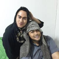 beredar-foto-ivan-gunawan-pegang--anunya--nassar