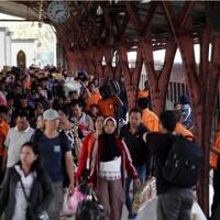 pt-kcj-targetkan-angkut-870-ribu-penumpang-perhari