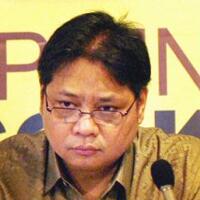 airlangga-bersyukur-disebut-kuda-hitam