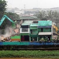 ratusan-bangunan-di-kalijodo-diduga-curi-air