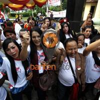 ibu-ibu-curhat-ke-hnw-karena-resah-dengan-lgbt